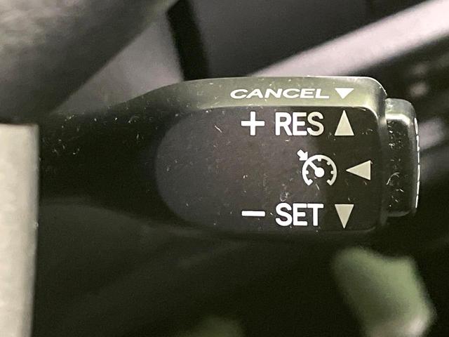 ヴォクシー ハイブリッドＺＳ　煌ＩＩＩ　禁煙車　両側パワースライドドア　純正１０インチナビ　バックカメラ　セーフティセンス　デジタルインナーミラー　クルーズコントロール　シートヒーター　ＥＴＣ　クリアランスソナー（31枚目）