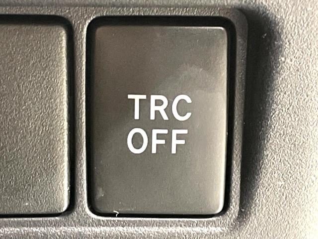 ヴォクシー ハイブリッドＺＳ　煌ＩＩＩ　禁煙車　両側パワースライドドア　純正１０インチナビ　バックカメラ　セーフティセンス　デジタルインナーミラー　クルーズコントロール　シートヒーター　ＥＴＣ　クリアランスソナー（40枚目）