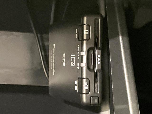 ライズ X 禁煙車 SDナビ バックカメラ セーフティセンス コーナーセンサー LEDヘッド ETC スマートキー オートライト Blutooth CD/DVD再生 ステアリングスイッチ(7枚目)