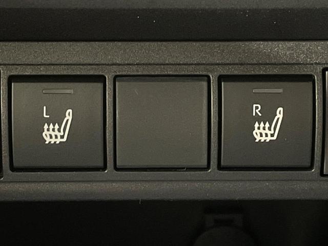 ヤリスクロス ハイブリッドＧ　禁煙車　純正８型ディスプレイオーディオ　全周囲カメラ　レーダークルーズ　セーフティセンス　ＬＥＤヘッド　シートヒーター　オートハイビーム　革巻きステアリング　純正１６インチアルミ　ＥＴＣ（6枚目）