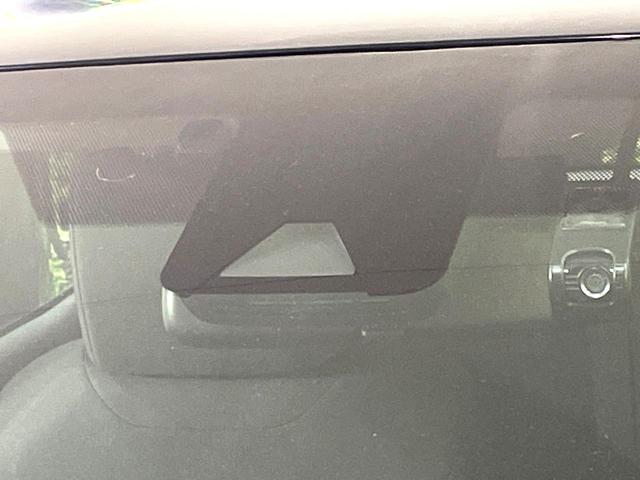 ヤリスクロス ハイブリッドＧ　禁煙車　純正８型ディスプレイオーディオ　全周囲カメラ　レーダークルーズ　セーフティセンス　ＬＥＤヘッド　シートヒーター　オートハイビーム　革巻きステアリング　純正１６インチアルミ　ＥＴＣ（26枚目）