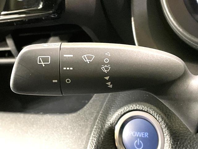 ヤリスクロス ハイブリッドＧ　禁煙車　純正８型ディスプレイオーディオ　全周囲カメラ　レーダークルーズ　セーフティセンス　ＬＥＤヘッド　シートヒーター　オートハイビーム　革巻きステアリング　純正１６インチアルミ　ＥＴＣ（31枚目）