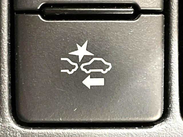 アクア Ｓ　禁煙車　純正ナビ　純正オプションアルミホイール　バックカメラ　セーフティセンス　レーンキープアシスト　スマートキー　ＬＥＤヘッドライト　ＥＴＣ　オートハイビーム　オートライト　オートエアコン（5枚目）