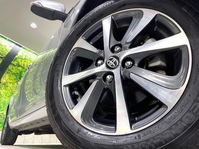 アクア Ｓ　禁煙車　純正ナビ　純正オプションアルミホイール　バックカメラ　セーフティセンス　レーンキープアシスト　スマートキー　ＬＥＤヘッドライト　ＥＴＣ　オートハイビーム　オートライト　オートエアコン（13枚目）