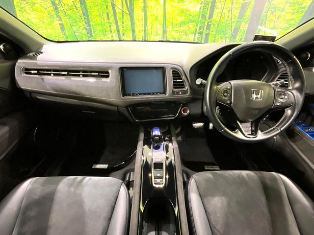 ヴェゼル ハイブリッドＲＳ・ホンダセンシング　禁煙車　純正８インチナビ　バックカメラ　アダプティブクルーズコントロール　シートヒーター　ＥＴＣ　ホンダセンシング　パドルシフト　Ｂｌｕｅｔｏｏｔｈ再生　ドライブレコーダー　ＬＥＤヘッドライト（2枚目）