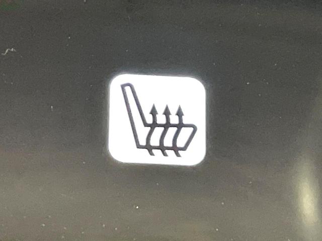 ヴェゼル ハイブリッドＲＳ・ホンダセンシング　禁煙車　純正８インチナビ　バックカメラ　アダプティブクルーズコントロール　シートヒーター　ＥＴＣ　ホンダセンシング　パドルシフト　Ｂｌｕｅｔｏｏｔｈ再生　ドライブレコーダー　ＬＥＤヘッドライト（6枚目）