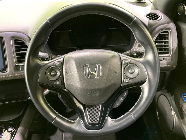 ヴェゼル ハイブリッドＲＳ・ホンダセンシング　禁煙車　純正８インチナビ　バックカメラ　アダプティブクルーズコントロール　シートヒーター　ＥＴＣ　ホンダセンシング　パドルシフト　Ｂｌｕｅｔｏｏｔｈ再生　ドライブレコーダー　ＬＥＤヘッドライト（11枚目）