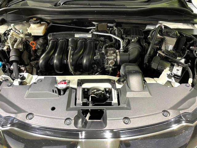 ヴェゼル ハイブリッドＲＳ・ホンダセンシング　禁煙車　純正８インチナビ　バックカメラ　アダプティブクルーズコントロール　シートヒーター　ＥＴＣ　ホンダセンシング　パドルシフト　Ｂｌｕｅｔｏｏｔｈ再生　ドライブレコーダー　ＬＥＤヘッドライト（18枚目）