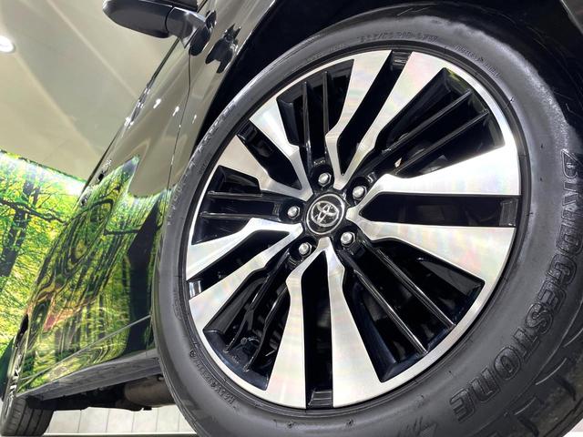 アルファード ２．５Ｓ　Ｃパッケージ　禁煙車　後期　サンルーフ　純正９型ナビ　バックカメラ　フリップダウン　レーダークルーズ　両側電動ドア　セーフティセンス　３眼ＬＥＤヘッド　シートベンチレーション　電動リアゲート（14枚目）