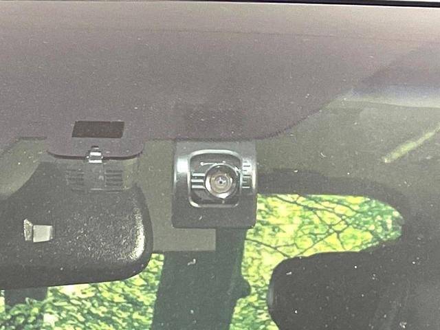 アルファード ２．５Ｓ　Ｃパッケージ　禁煙車　後期　サンルーフ　純正９型ナビ　バックカメラ　フリップダウン　レーダークルーズ　両側電動ドア　セーフティセンス　３眼ＬＥＤヘッド　シートベンチレーション　電動リアゲート（29枚目）