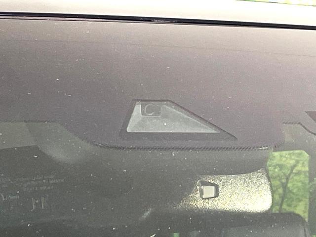 アルファード ２．５Ｓ　Ｃパッケージ　禁煙車　後期　サンルーフ　純正９型ナビ　バックカメラ　フリップダウン　レーダークルーズ　両側電動ドア　セーフティセンス　３眼ＬＥＤヘッド　シートベンチレーション　電動リアゲート（31枚目）