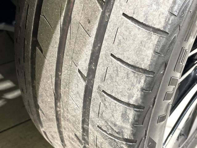 アルファード ２．５Ｓ　Ｃパッケージ　禁煙車　後期　サンルーフ　純正９型ナビ　バックカメラ　フリップダウン　レーダークルーズ　両側電動ドア　セーフティセンス　３眼ＬＥＤヘッド　シートベンチレーション　電動リアゲート（73枚目）