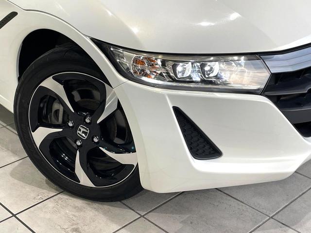 Ｓ６６０ α　禁煙車　バックカメラ　６速ＭＴ　シティブレーキアクティブシステム　クルーズコントロール　ＥＴＣ　オートライト　本革シート　ＬＥＤヘッドライト　純正１６インチアルミホイール（12枚目）