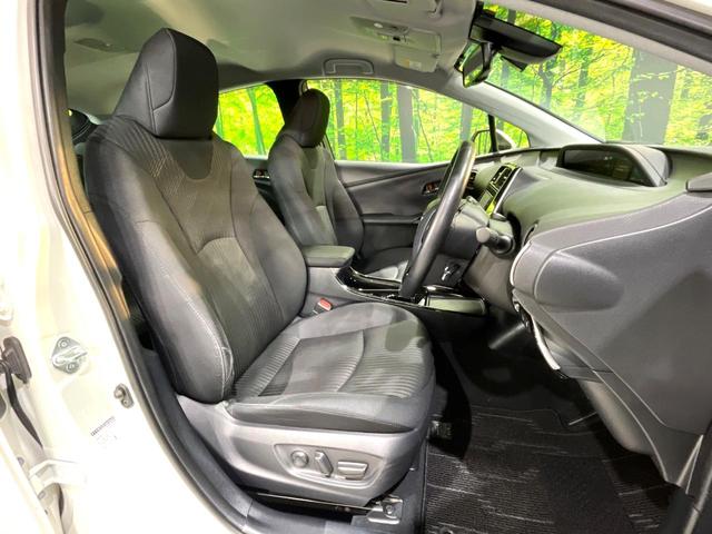 プリウス A 禁煙車 純正ナビ バックカメラ ヘッドアップディスプレイ ブラインドスポットモニター レーダークルーズ パワーシート LEDヘッド オートライト オートエアコン スマートキー パークアシスト ドラレコ(8枚目)