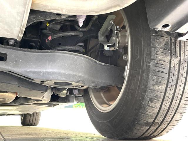 プリウス A 禁煙車 純正ナビ バックカメラ ヘッドアップディスプレイ ブラインドスポットモニター レーダークルーズ パワーシート LEDヘッド オートライト オートエアコン スマートキー パークアシスト ドラレコ(21枚目)