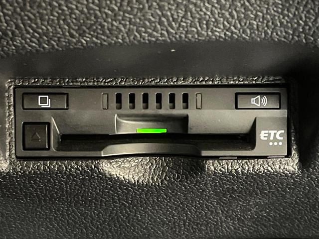 プリウス A 禁煙車 純正ナビ バックカメラ ヘッドアップディスプレイ ブラインドスポットモニター レーダークルーズ パワーシート LEDヘッド オートライト オートエアコン スマートキー パークアシスト ドラレコ(38枚目)