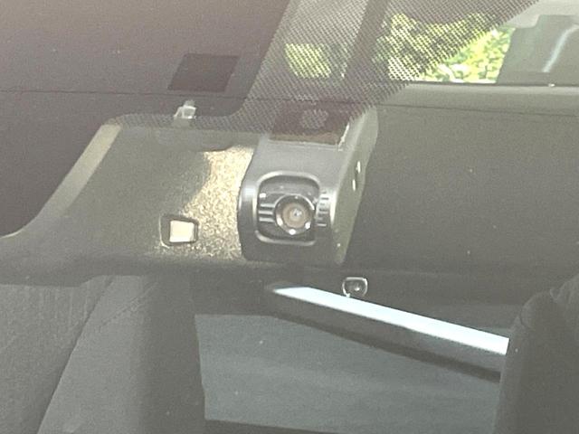 プリウス A 禁煙車 純正ナビ バックカメラ ヘッドアップディスプレイ ブラインドスポットモニター レーダークルーズ パワーシート LEDヘッド オートライト オートエアコン スマートキー パークアシスト ドラレコ(39枚目)