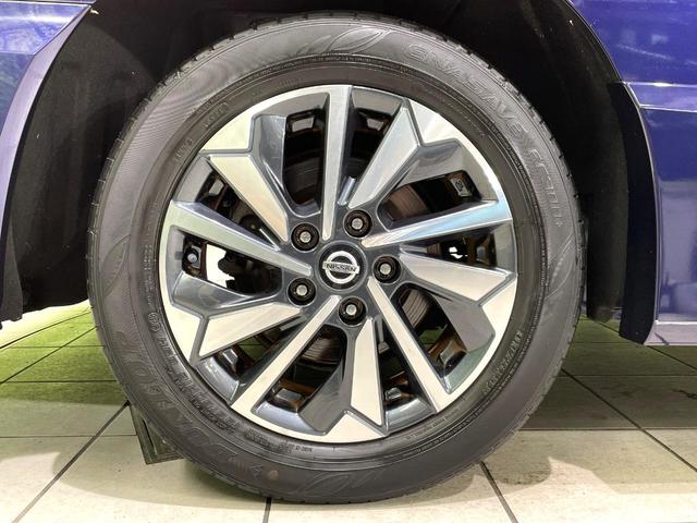 セレナ ハイウェイスターV 禁煙車 セーフティパックA 寒冷地仕様 純正10型ナビ 全周囲カメラ フリップダウン プロパイロット ハンズフリー両側電動ドア デジタルミラー シートヒーター 防水シート(62枚目)