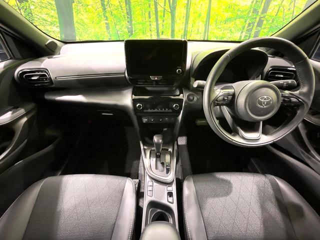 ヤリスクロス Ｚ　禁煙車　純正８型ナビ　バックカメラ　レーダークルーズ　セーフティセンス　　ＬＥＤヘッド　コーナーセンサー　シートヒーター　パワーシート　純正１８インチアルミ（2枚目）