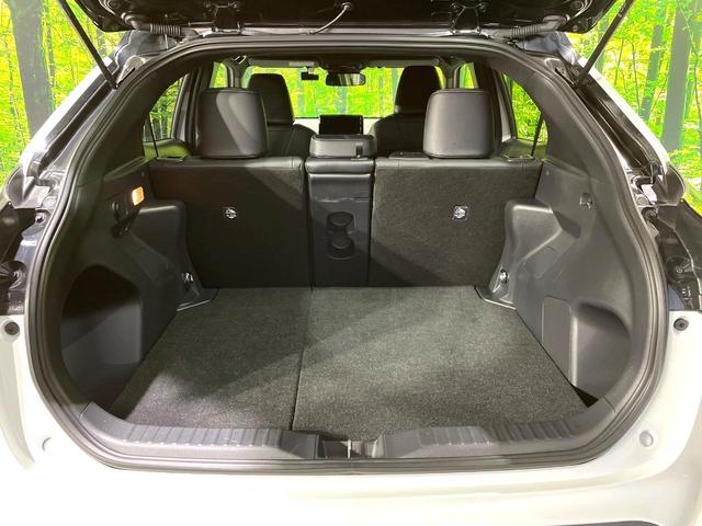 ヤリスクロス Ｚ　禁煙車　純正８型ナビ　バックカメラ　レーダークルーズ　セーフティセンス　　ＬＥＤヘッド　コーナーセンサー　シートヒーター　パワーシート　純正１８インチアルミ（10枚目）