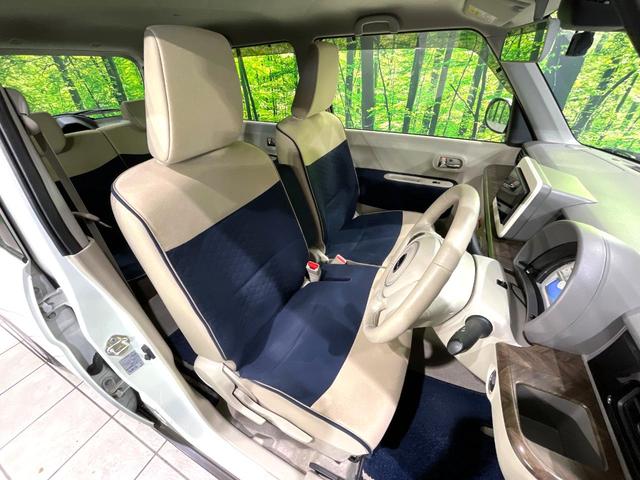 運転席シート廻りは使用感も少なく、良好な状態となっています。丁寧に使われていたことがよくわかりますね。