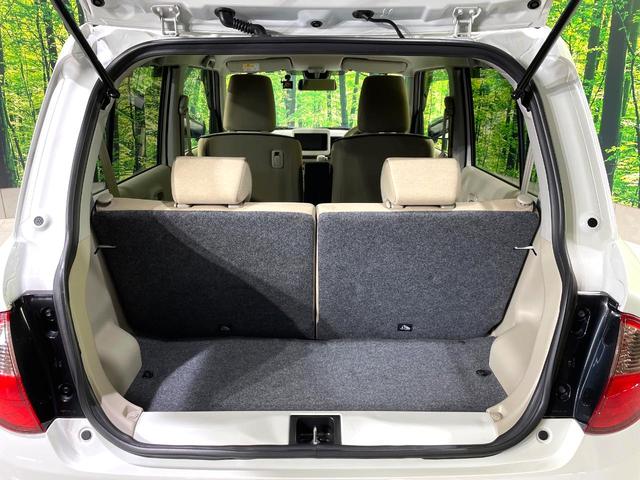 普段のお買い物や通勤、送迎等に十分な荷室スペースを確保しております。セカンドシートを倒すと、大きな荷物の積載も可能です♪