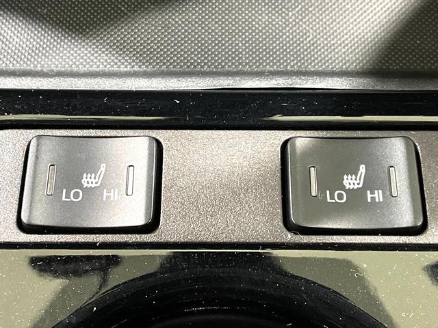 プリウス Ｓツーリングセレクション・ブラックエディション　禁煙車　純正８インチナビ　バックカメラ　レーダークルーズコントロール　セーフティセンス　シートヒーター　ＬＥＤヘッドライト　ＥＴＣ　ドライブレコーダー　１００Ｖ電源　クリアランスソナー（6枚目）