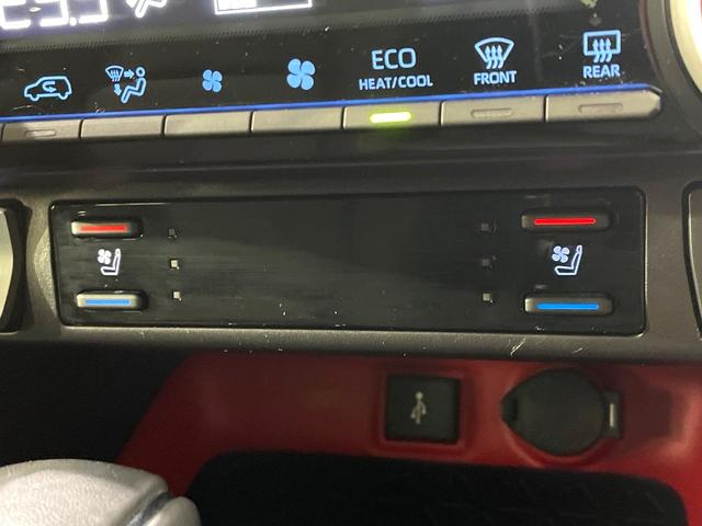 ＲＡＶ４ アドベンチャー　オフロードパッケージ　禁煙車　４ＷＤ　ナビ付ディスプレイオーディオ　全方位カメラ　シートヒーター／ベンチレーション　デジタルインナーミラー　ブラインドスポットモニター　パワーバックドア　レーダークルーズ（5枚目）