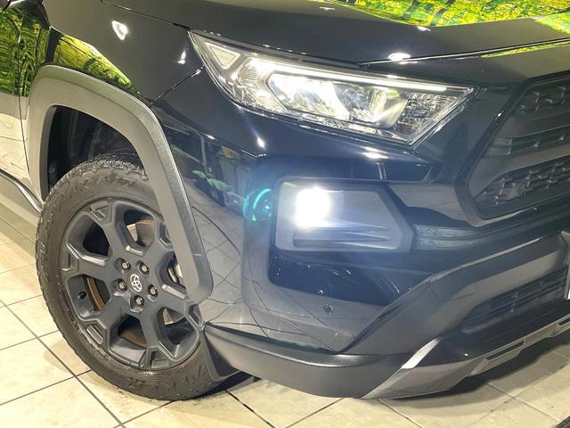 ＲＡＶ４ アドベンチャー　オフロードパッケージ　禁煙車　４ＷＤ　ナビ付ディスプレイオーディオ　全方位カメラ　シートヒーター／ベンチレーション　デジタルインナーミラー　ブラインドスポットモニター　パワーバックドア　レーダークルーズ（12枚目）