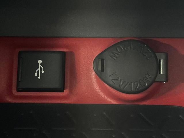 ＲＡＶ４ アドベンチャー　オフロードパッケージ　禁煙車　４ＷＤ　ナビ付ディスプレイオーディオ　全方位カメラ　シートヒーター／ベンチレーション　デジタルインナーミラー　ブラインドスポットモニター　パワーバックドア　レーダークルーズ（53枚目）