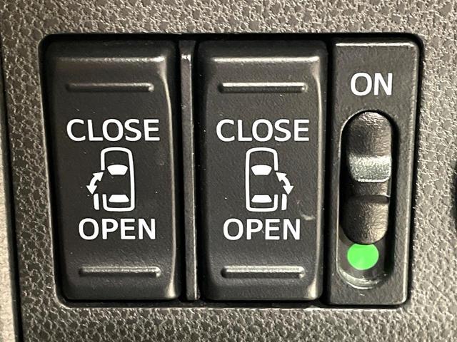 タント カスタムＲＳ　トップエディションＳＡＩＩＩ　禁煙車　ＳＤナビ　両側パワースライドドア　後席モニター　スマートアシスト３　シートヒーター　Ｂｌｕｅｔｏｏｔｈ　ハーフレザーシート　ＬＥＤヘッドライト　スマートキー　ＥＴＣ（5枚目）