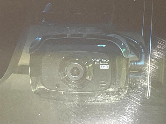 タント カスタムＲＳ　トップエディションＳＡＩＩＩ　禁煙車　ＳＤナビ　両側パワースライドドア　後席モニター　スマートアシスト３　シートヒーター　Ｂｌｕｅｔｏｏｔｈ　ハーフレザーシート　ＬＥＤヘッドライト　スマートキー　ＥＴＣ（22枚目）