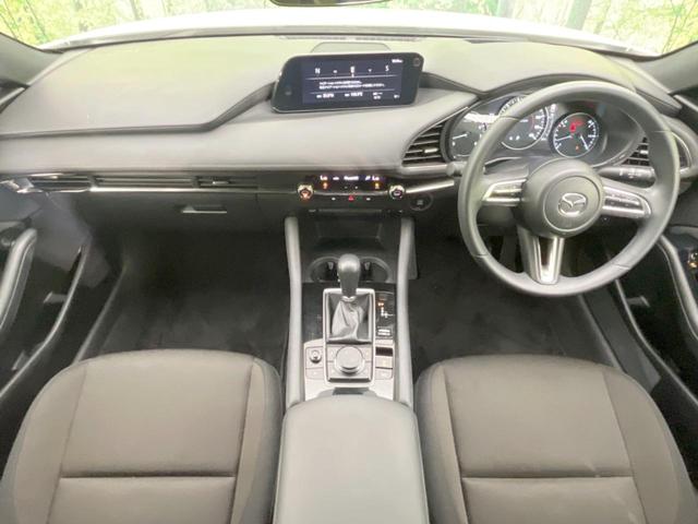 MAZDA3ファストバック 15Sツーリング 純正SDナビ 全周囲カメラ 衝突被害軽減システム レーダークルーズ 禁煙車 コーナーセンサー スマートキー LEDヘッド ビルトインETC オートハイビーム 車線逸脱警報 オートライト(2枚目)