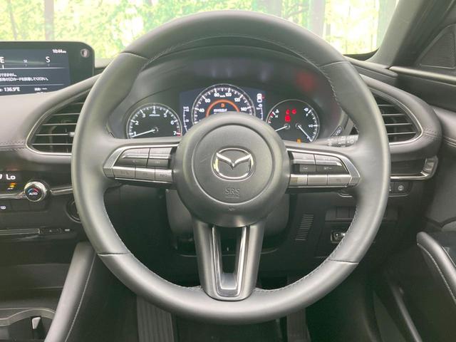 MAZDA3ファストバック 15Sツーリング 純正SDナビ 全周囲カメラ 衝突被害軽減システム レーダークルーズ 禁煙車 コーナーセンサー スマートキー LEDヘッド ビルトインETC オートハイビーム 車線逸脱警報 オートライト(11枚目)