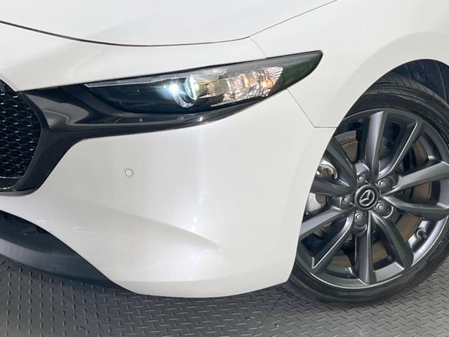 MAZDA3ファストバック 15Sツーリング 純正SDナビ 全周囲カメラ 衝突被害軽減システム レーダークルーズ 禁煙車 コーナーセンサー スマートキー LEDヘッド ビルトインETC オートハイビーム 車線逸脱警報 オートライト(12枚目)