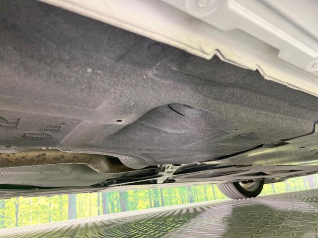 MAZDA3ファストバック 15Sツーリング 純正SDナビ 全周囲カメラ 衝突被害軽減システム レーダークルーズ 禁煙車 コーナーセンサー スマートキー LEDヘッド ビルトインETC オートハイビーム 車線逸脱警報 オートライト(23枚目)