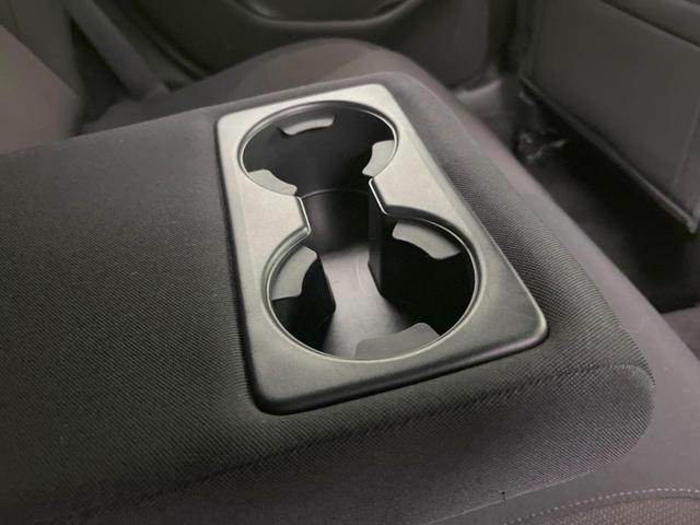 MAZDA3ファストバック 15Sツーリング 純正SDナビ 全周囲カメラ 衝突被害軽減システム レーダークルーズ 禁煙車 コーナーセンサー スマートキー LEDヘッド ビルトインETC オートハイビーム 車線逸脱警報 オートライト(45枚目)