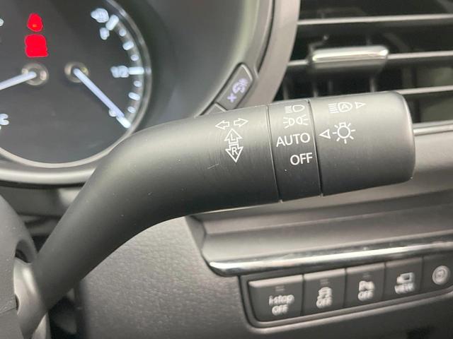 MAZDA3ファストバック 15Sツーリング 純正SDナビ 全周囲カメラ 衝突被害軽減システム レーダークルーズ 禁煙車 コーナーセンサー スマートキー LEDヘッド ビルトインETC オートハイビーム 車線逸脱警報 オートライト(50枚目)