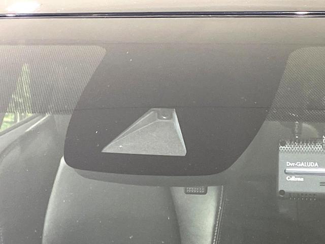 カローラツーリング ハイブリッド ダブルバイビー 禁煙車 純正9インチナビ バックカメラ レーダークルーズコントロール セーフティセンス ETC ハーフレザーシート LEDヘッドライト ドライブレコーダー スマートキー Bluetooth再生(24枚目)