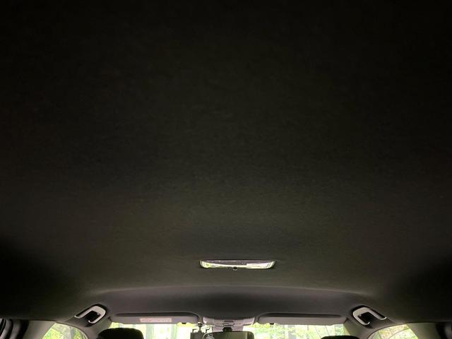 カローラツーリング ハイブリッド ダブルバイビー 禁煙車 純正9インチナビ バックカメラ レーダークルーズコントロール セーフティセンス ETC ハーフレザーシート LEDヘッドライト ドライブレコーダー スマートキー Bluetooth再生(29枚目)