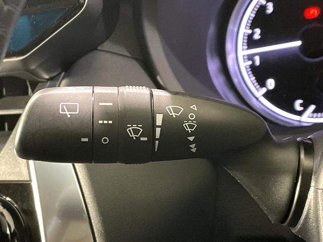 ハリアー S 禁煙車 純正8型ナビ レーダークルーズコントロール バックカメラ LEDヘッドライト デュアルオートエアコン Bluetooth ETC 電動パーキングブレーキ スマートキー(26枚目)