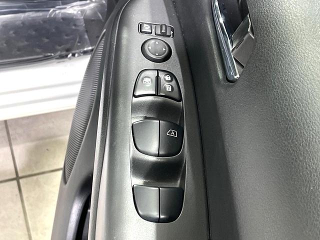 セレナ ハイウェイスター Vセレクション 禁煙車 純正9型ナビ フリップダウン 寒冷地仕様 両側電動ドア セーフティパックB LEDヘッド スマートルームミラー 純正16インチアルミ フルセグTV Bluetooth(49枚目)