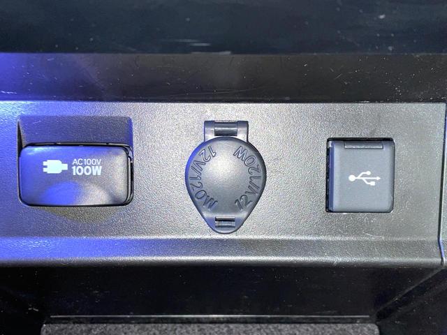 アルファード 2.5S Cパッケージ 禁煙車 サンルーフ TRDエアロ 純正9型ディスプレイオーディオ デジタルインナーミラー シートエアコン 両側パワースライドドア パワーバックドア リアオートエアコン シーケンシャルターンランプ(51枚目)