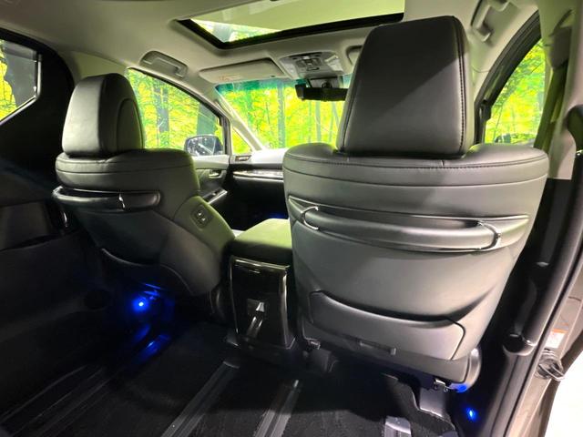 アルファード 2.5S Cパッケージ 禁煙車 サンルーフ TRDエアロ 純正9型ディスプレイオーディオ デジタルインナーミラー シートエアコン 両側パワースライドドア パワーバックドア リアオートエアコン シーケンシャルターンランプ(56枚目)