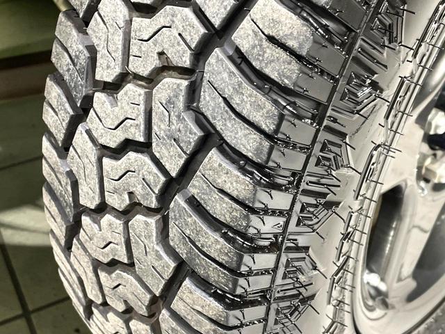 ジムニー ランドベンチャー 禁煙車 オーディオ シートヒーター ステアリングスイッチ キーレス 合皮レザーシート ETC フォグ 純正16インチアルミ 電動格納ミラー プライバシーガラス 4WD(46枚目)