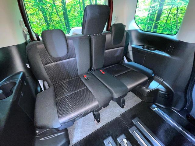 セレナ ハイウェイスター Vセレクション 禁煙車 純正8インチナビ 全周囲カメラ フリップダウンモニター プロパイロット エマージェンシーブレーキ デジタルインナーミラー ロールサンシェード ETC リアオートエアコン(10枚目)