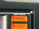 J 禁煙車 純正ナビ ETC Blutooth再生 電動格納ミラー フルセグTV エアコン ダイヤル式レベライザー 盗難防止装置 プライバシーガラス CD/DVD再生(31枚目)