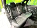 後部座席も気になるようなキズ・汚れやへたり等、大きなダメージはなく、良好な状態です。