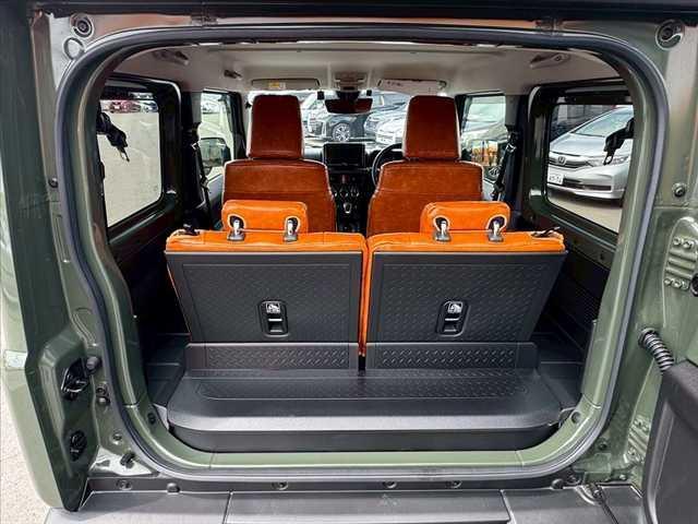 ジムニー ＸＬ　社外８型ナビ　フルセグ　キャリア　社外バンパー　Ｄインナーミラー　セーフティＳ　シートヒーター　Ａストップ　ＥＴＣ　ドラレコ　マット　バイザー　チルトステ　バックカメラ　スマートキー　ホワイトレター（19枚目）