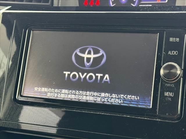 ルーミー カスタムＧ　純正ナビ　フルセグ　Ｂカメラ　ＢＴ　ステリモ　クルコン　革巻きステ　ＬＥＤヘッド　Ａライト　両電スラ　横滑り防止　Ａストップ　スマートキー　ＥＴＣ　ドラレコ　電格ミラー　バニティミラー　マットバイザー（3枚目）